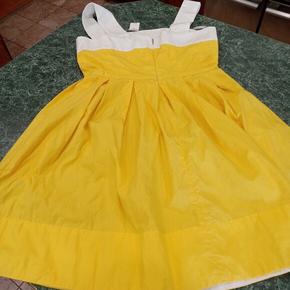 Gap Women's Sleeveless Knee Dress, Size 6, 100% Cotton Yellow And White Pockets - Picture 8 of 12